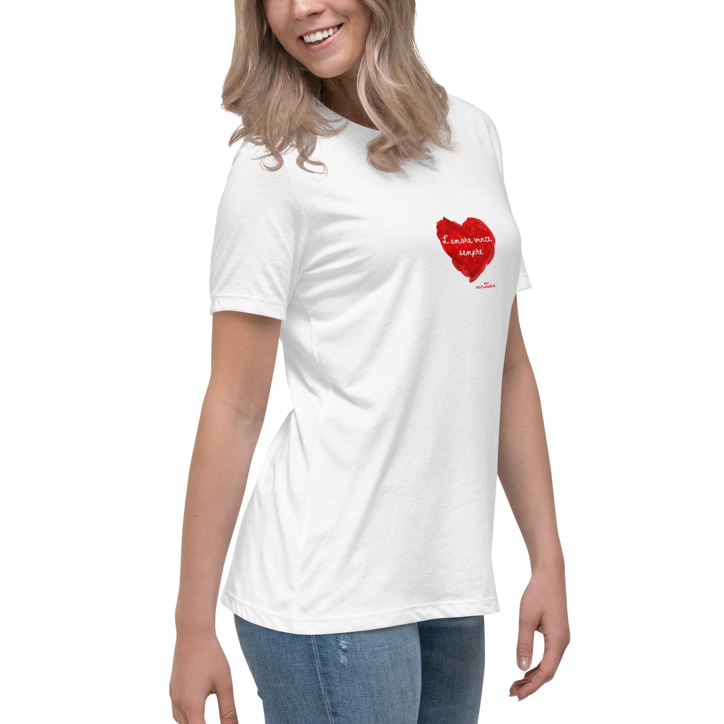 Love Always Wins, minTusa Women's Relaxed T-Shirt